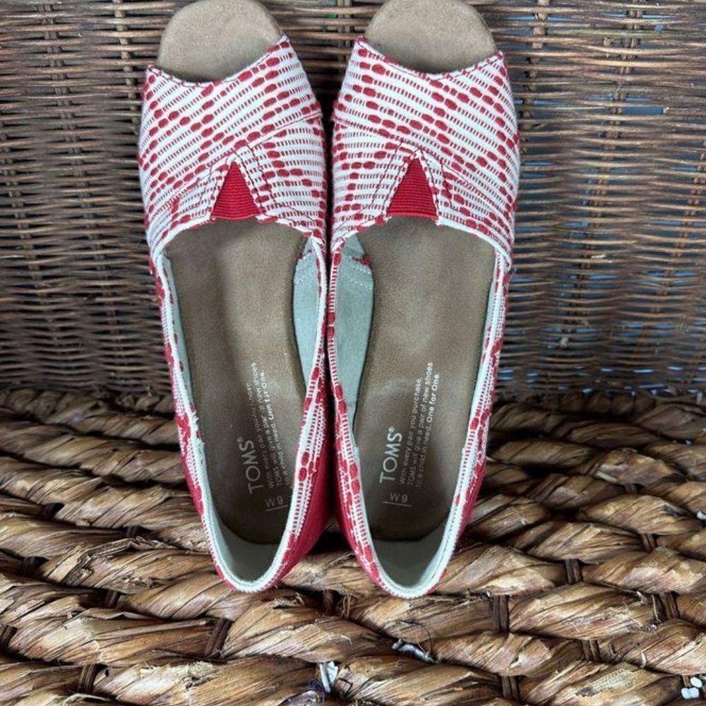 Toms Sz 9 Women's Scarlet White Chevron Woven Cork Wedge Shoes - Picture 3 of 6